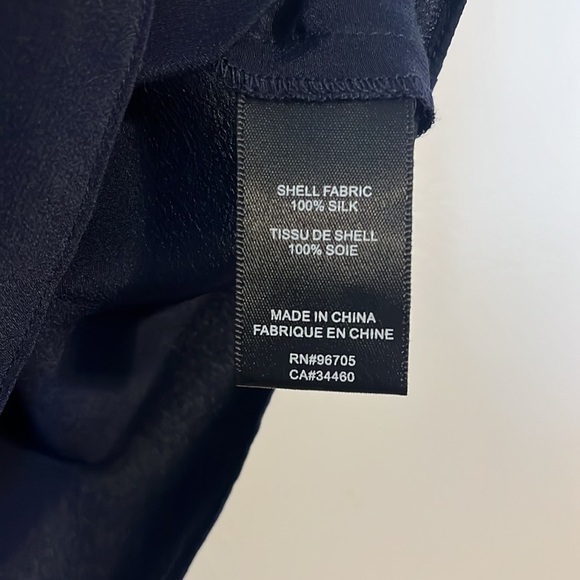 Rebecca Taylor Midnight Pintuck Sleeveless 100% Silk Button Back Blouse Size XS - Picture 5 of 7